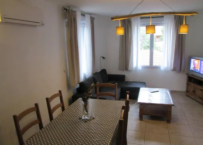 80M2 A 200M De La Calanque De Port Miou - 2 Chambres Et Parking